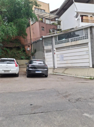 Foto REO1100606