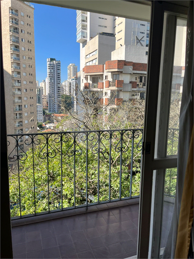 Foto REO1100647