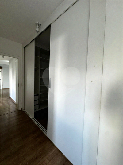 Foto REO1100654