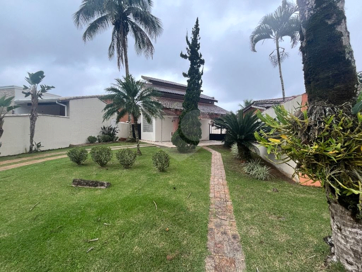 Foto REO1100666