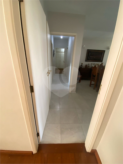 Foto REO1100671