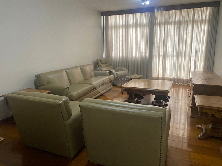 Foto REO1100671