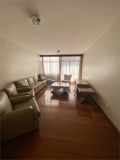 Foto REO1100671