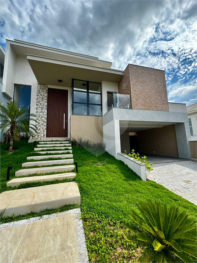 Foto REO1100678
