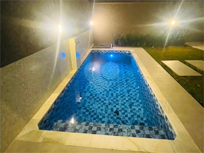 Foto REO1100682
