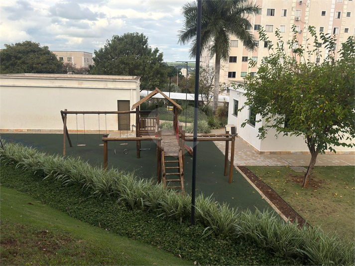 Foto REO1100698