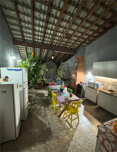Foto REO1100735