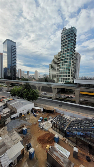Foto REO1100741