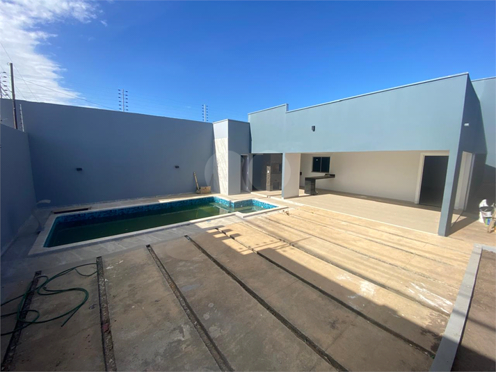 Foto REO1100750