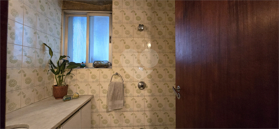 Foto REO1100752