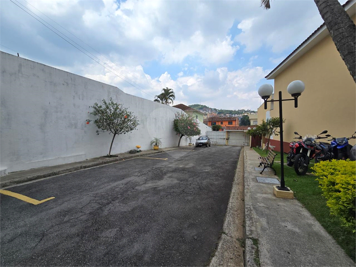 Foto REO1100755