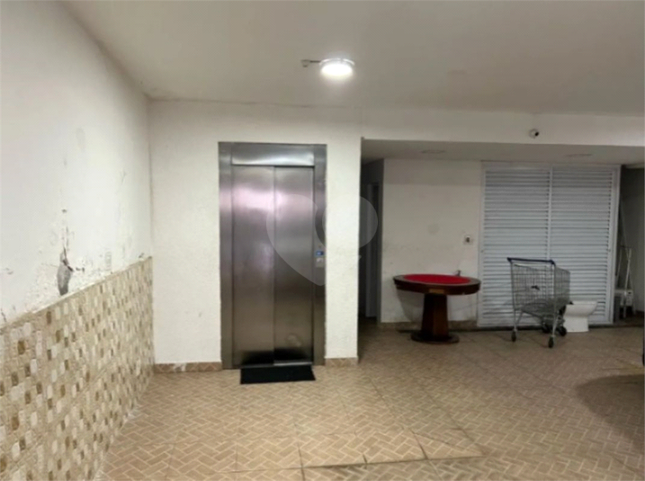 Foto REO1100759