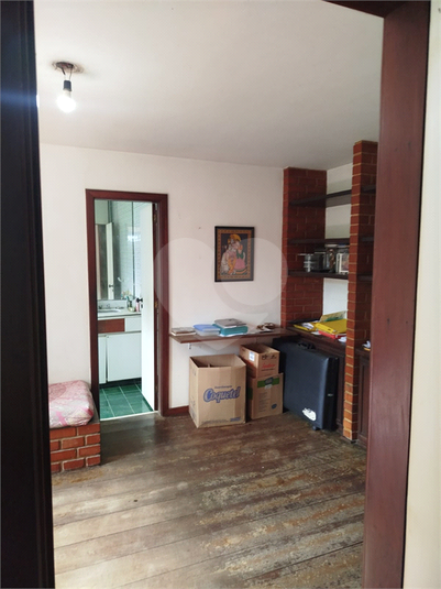 Foto REO1100782