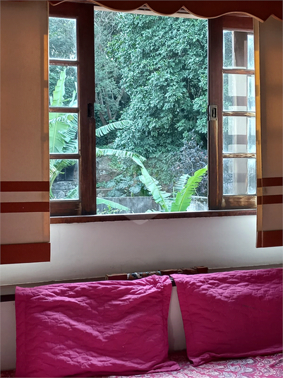 Foto REO1100782