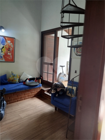 Foto REO1100782
