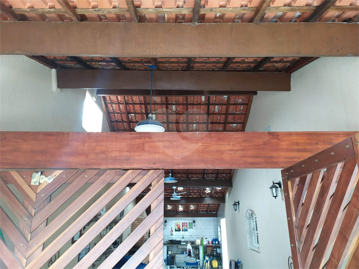 Foto REO1100788