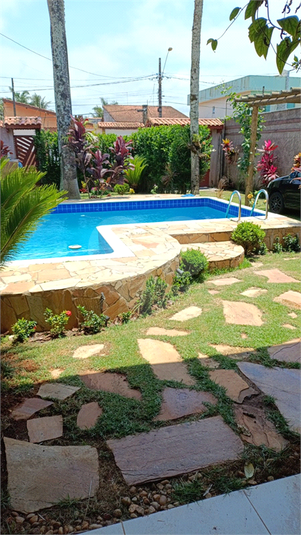 Foto REO1100788
