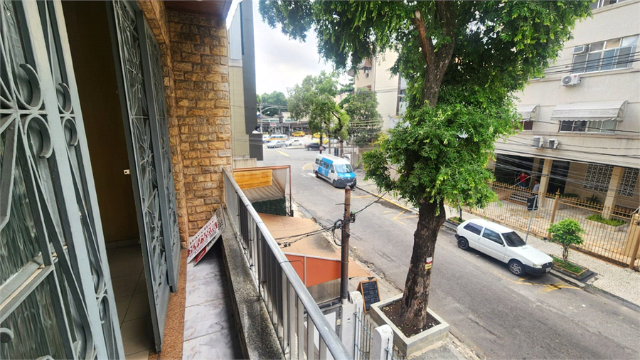 Foto REO1100790
