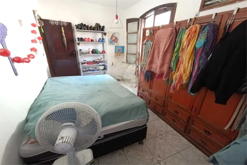 Foto REO1100793
