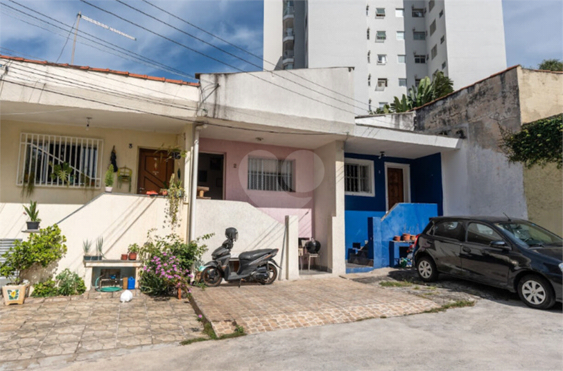 Foto REO1100799