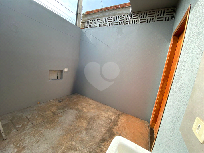 Foto REO1100800