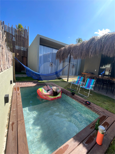 Foto REO1100833
