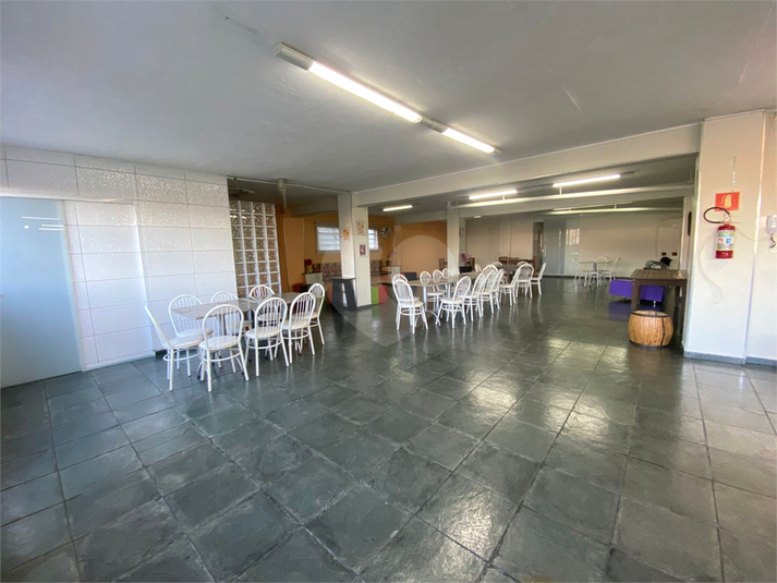 Foto REO1100842