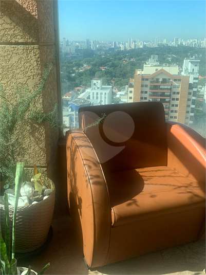 Foto REO1100843