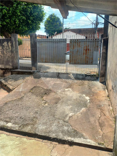 Foto REO1100844
