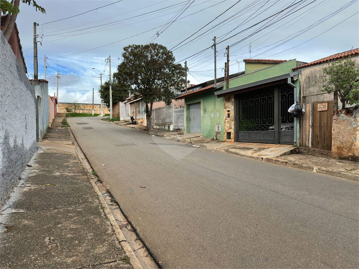 Foto REO1100849