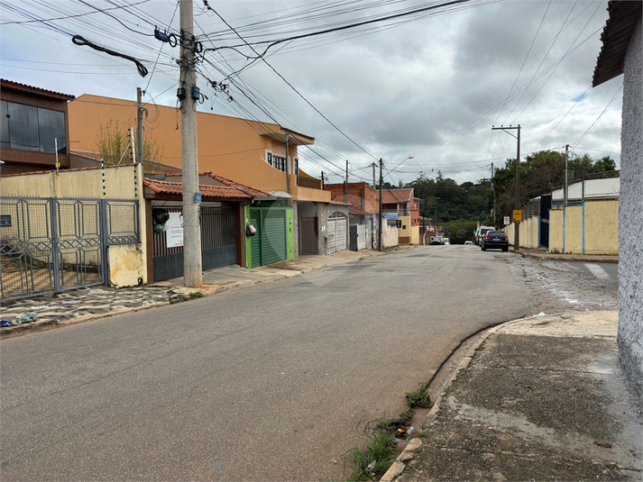 Foto REO1100849