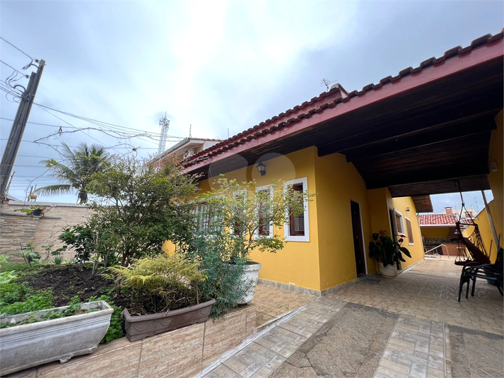 Foto REO1100850