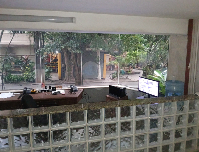 Foto REO1100863