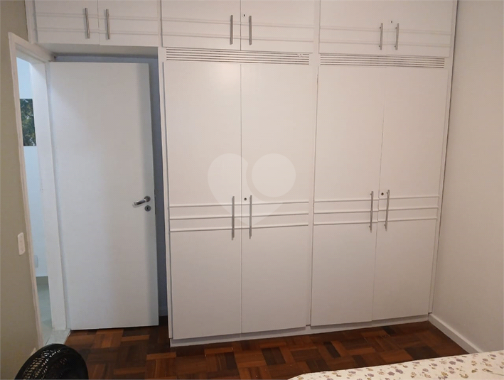 Foto REO1100863