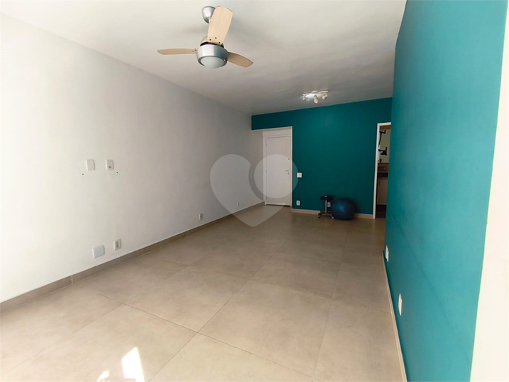 Foto REO1100863