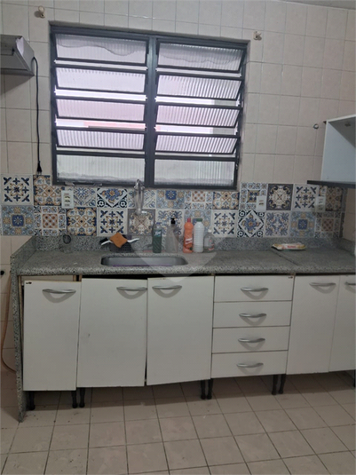 Foto REO1100881