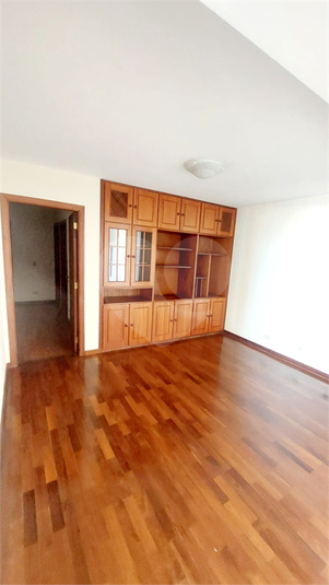 Foto REO1100898