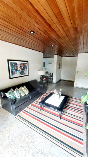 Foto REO1100898