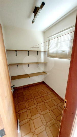 Foto REO1100898