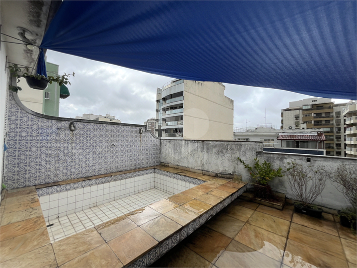 Foto REO1101012