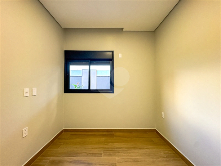 Foto REO1101056