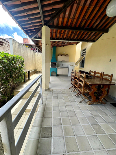 Foto REO1101072