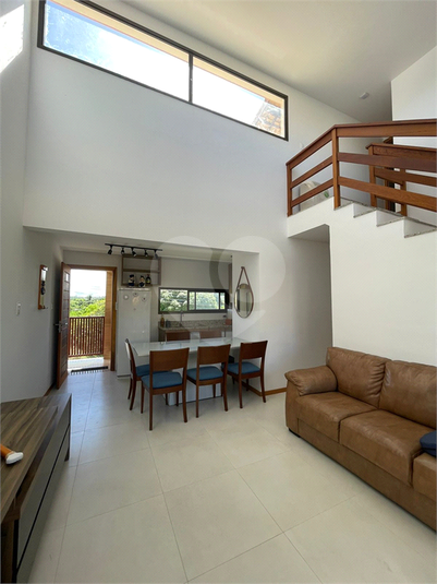 Foto REO1101158