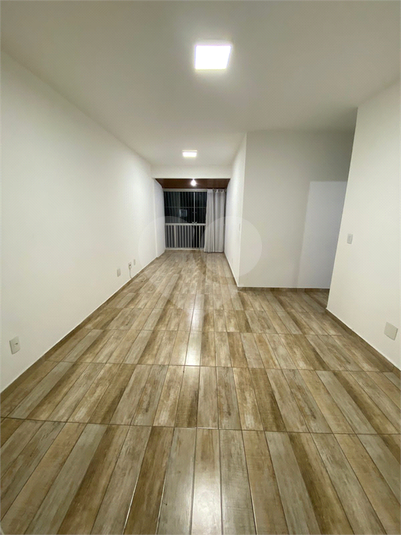 Foto REO1101184