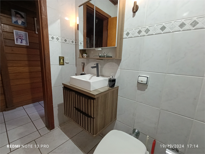 Foto REO1101185