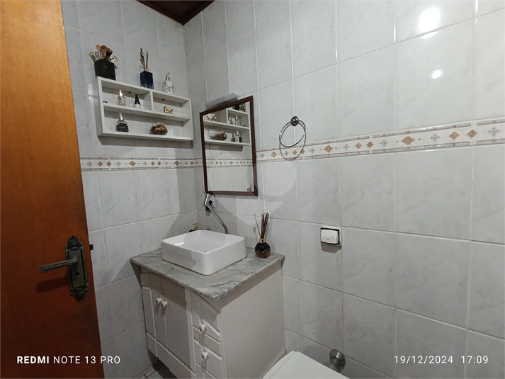 Foto REO1101185
