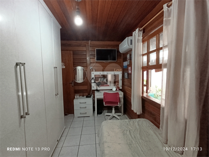 Foto REO1101185