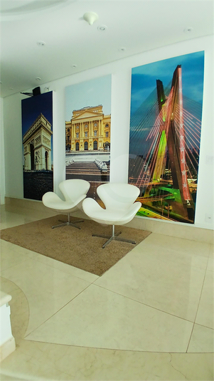 Foto REO1101259