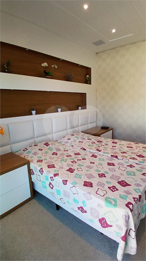 Foto REO1101259