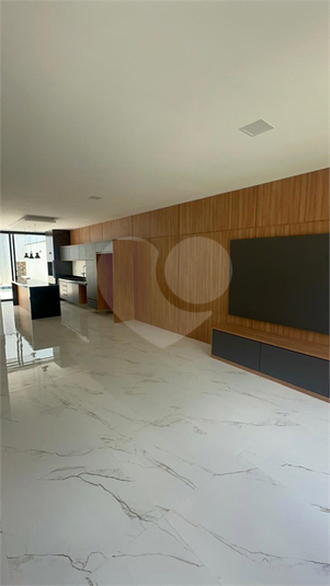 Foto REO1101351